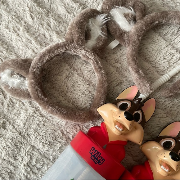 Great Wolf Lodge Wiley Souvenir Cups! Free Re-Fills! Plus Wolf Ears! - Picture 5 of 7